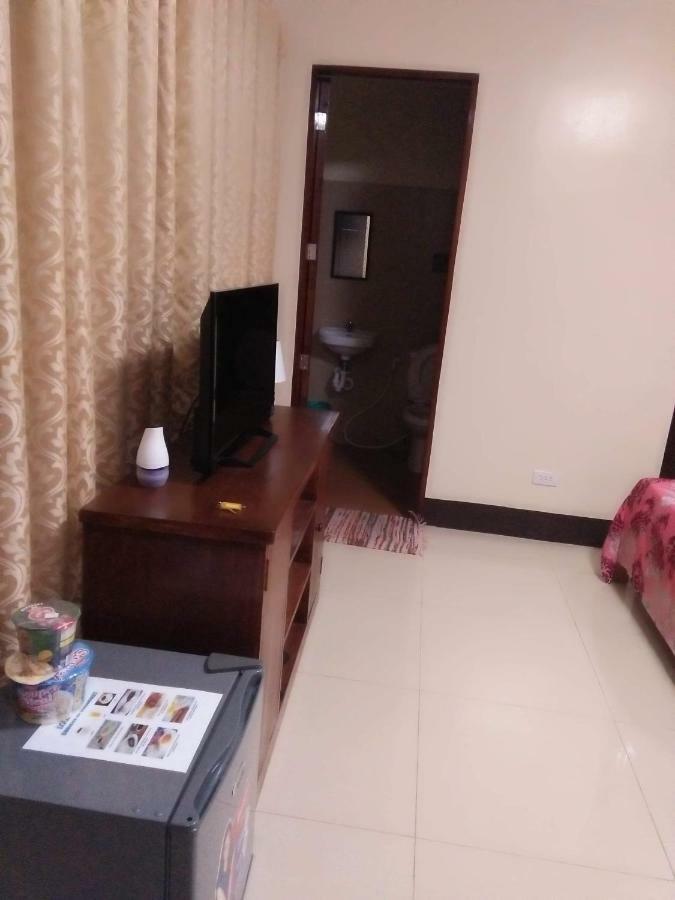 Lourdes Inn Paranaque City Exteriör bild